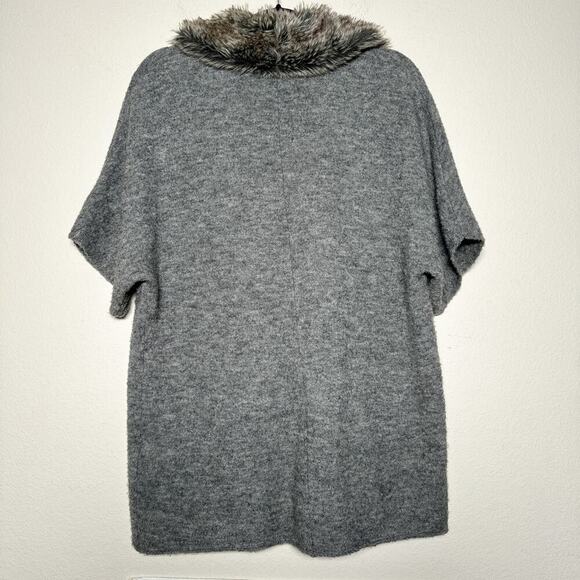 Chico’s Lillian Gray Wool Blend Faux Fur Collar Cardigan Sweater - Picture 11 of 15